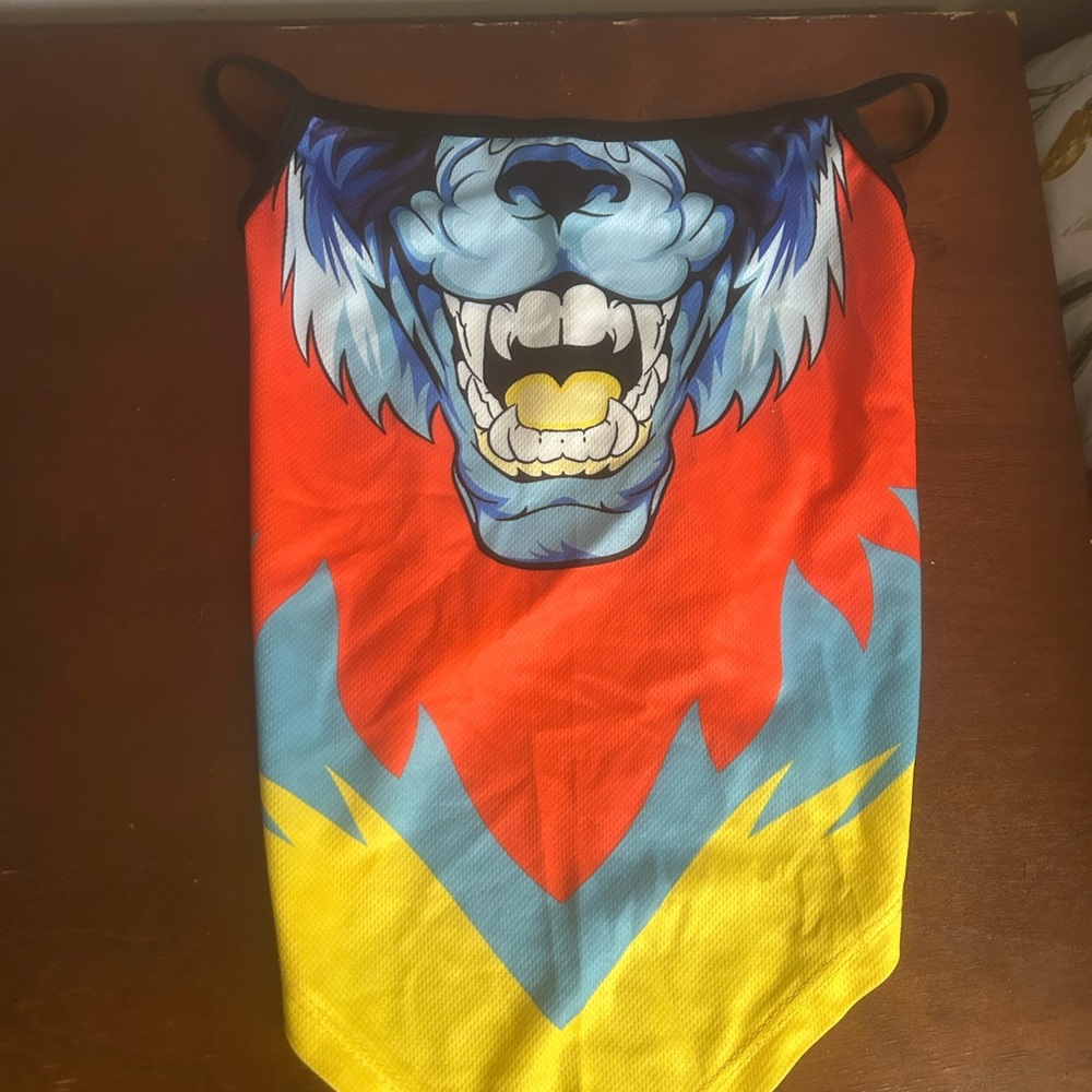 🛍️2/$10🛍️Vibrant Wolf Graphic Face Mask